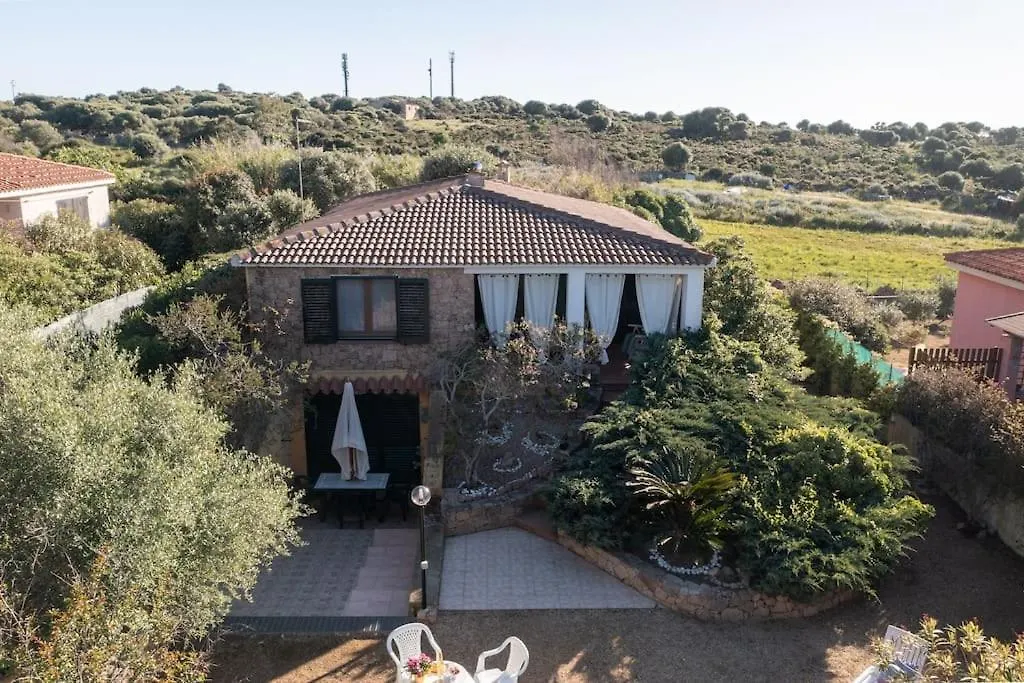 Affittasardegna-Casa Li Feruli Διαμέρισμα Trinità dʼAgultu